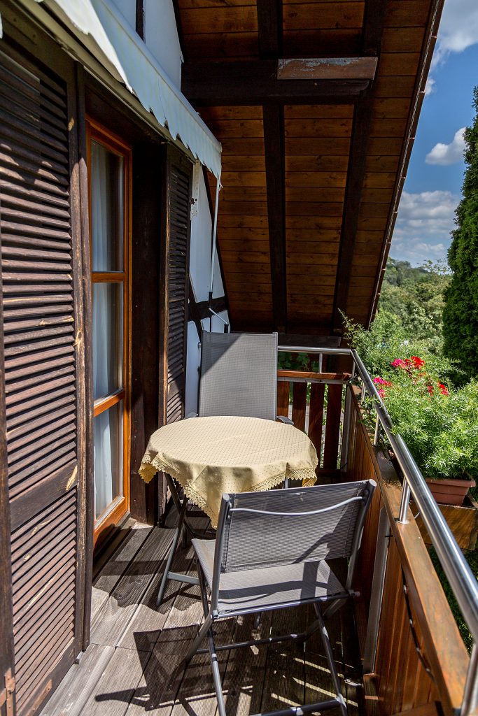 Ferienwohnung mit Balkon, Südseite und Alpenblick in Owingen am Bodensee